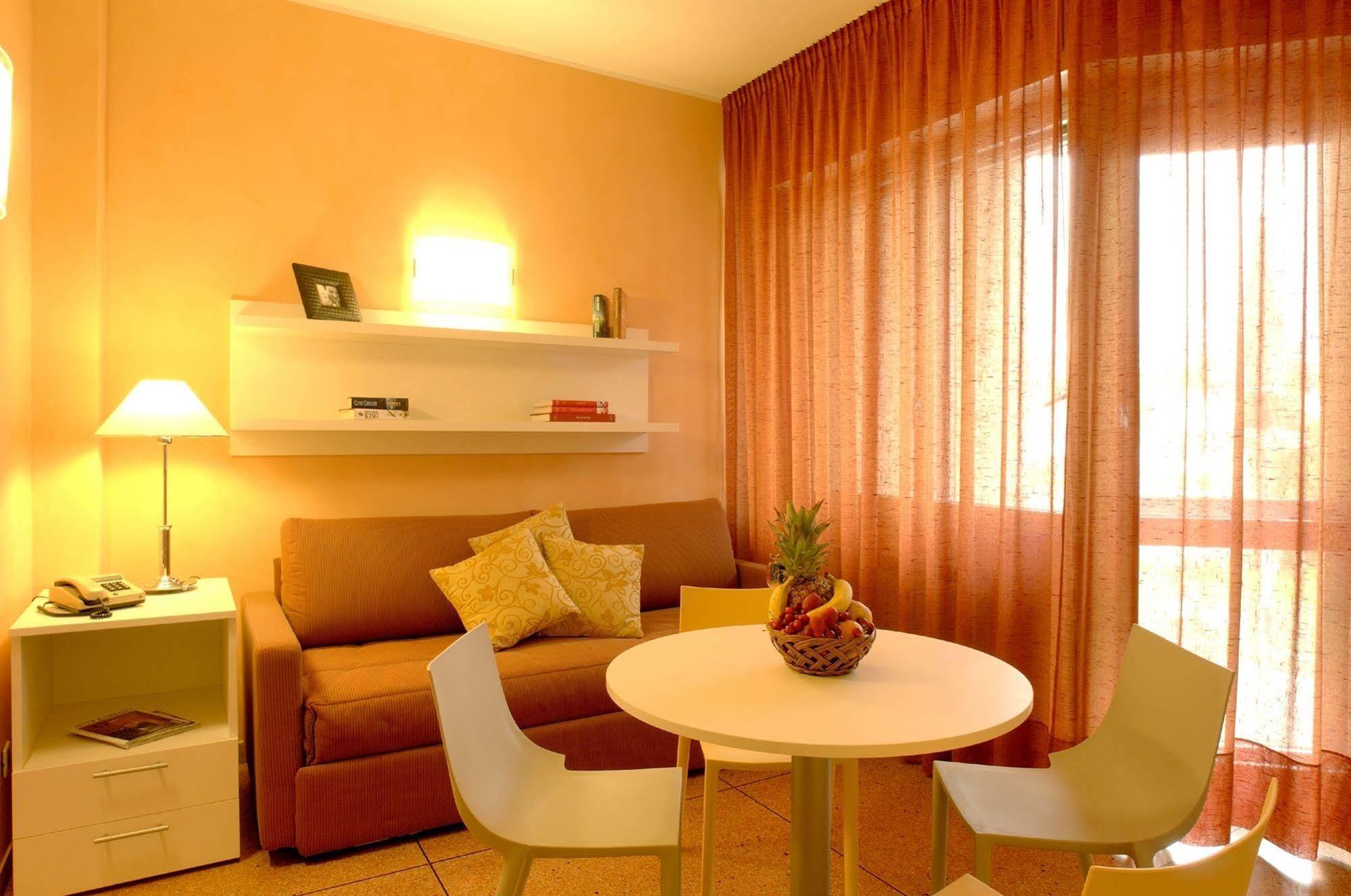 Aparthotel Oliveto Ceriale